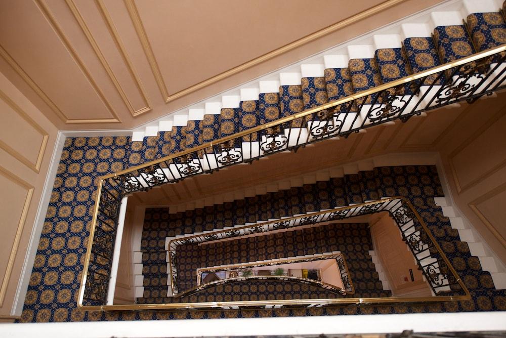 Hotel The Columbia Londyn Zewnętrze zdjęcie
