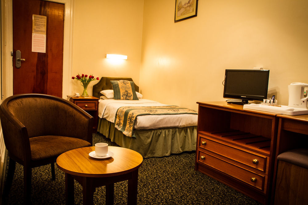 Hotel The Columbia Londyn Zewnętrze zdjęcie